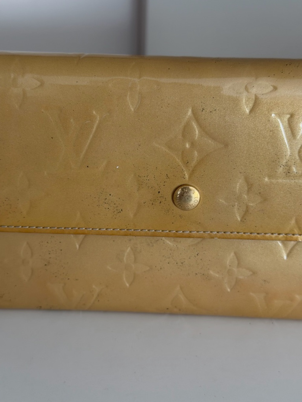 Louis Vuitton Gold Vernis Monogram Long Wallet - Picture 2 of 9